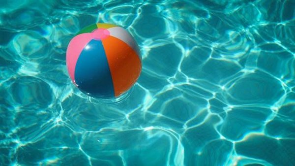 Découvrez les meilleurs campings avec parc aquatique couvert en Ardèche
